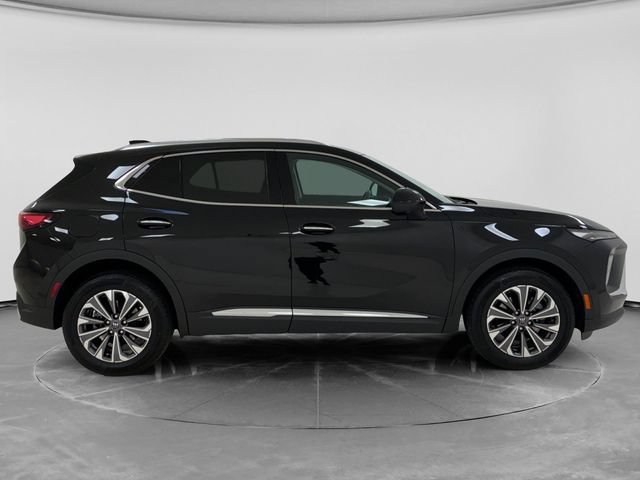 Used 2025 Buick Envision Preferred AWD/4WD image 2
