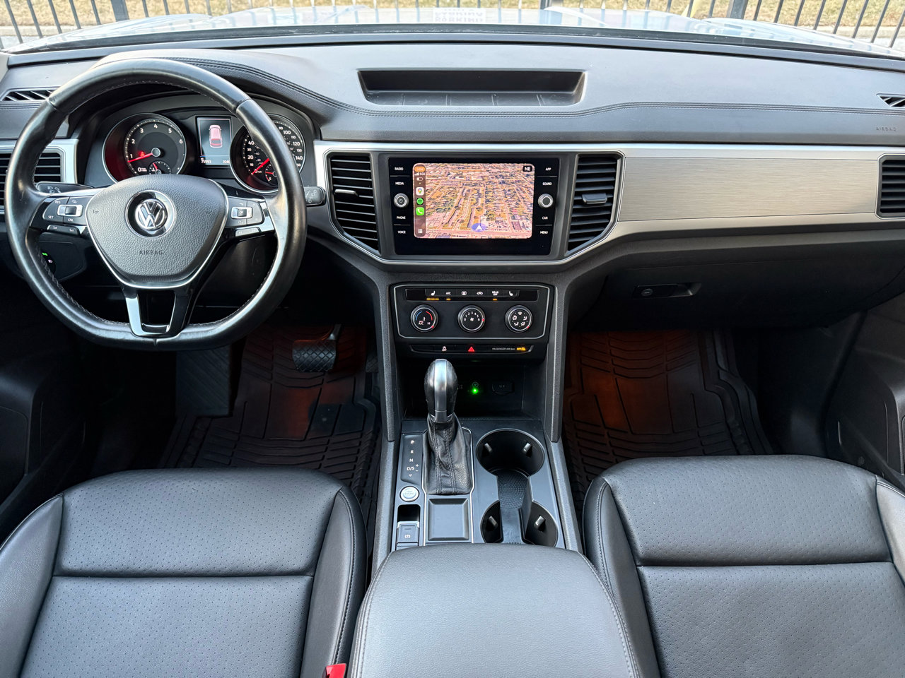 Used 2018 Volkswagen Atlas SE image 29