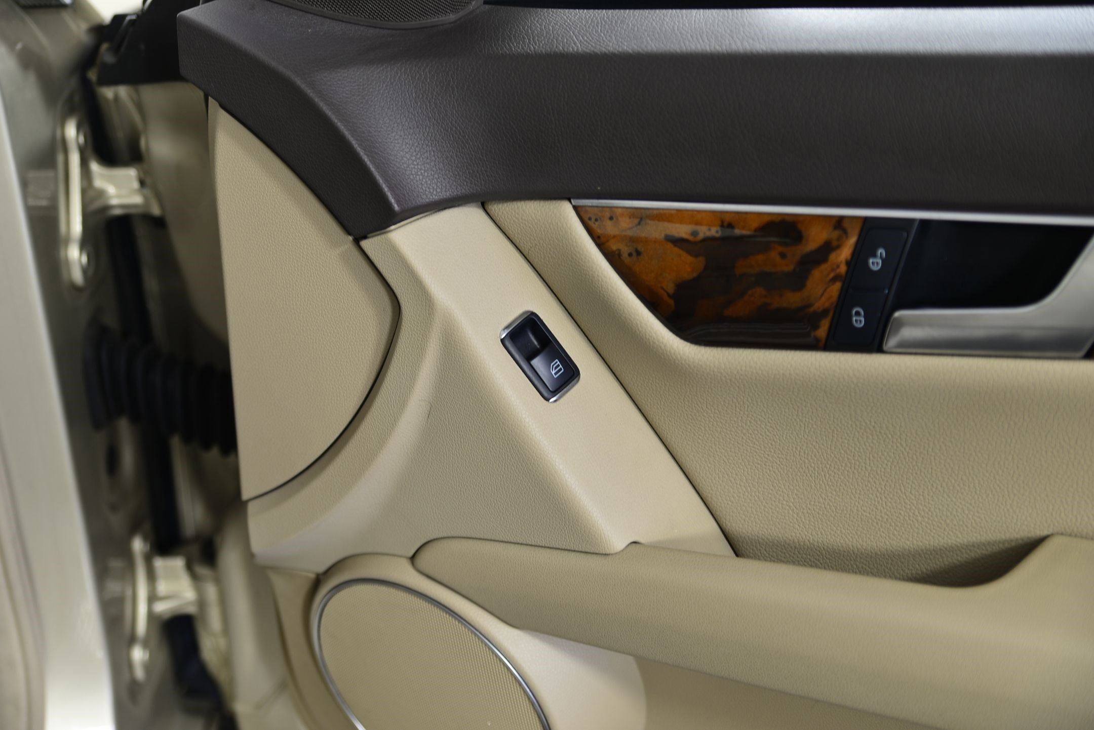 Used 2012 Mercedes-Benz C 300 Sport w/ Premium 1 Pkg image 23