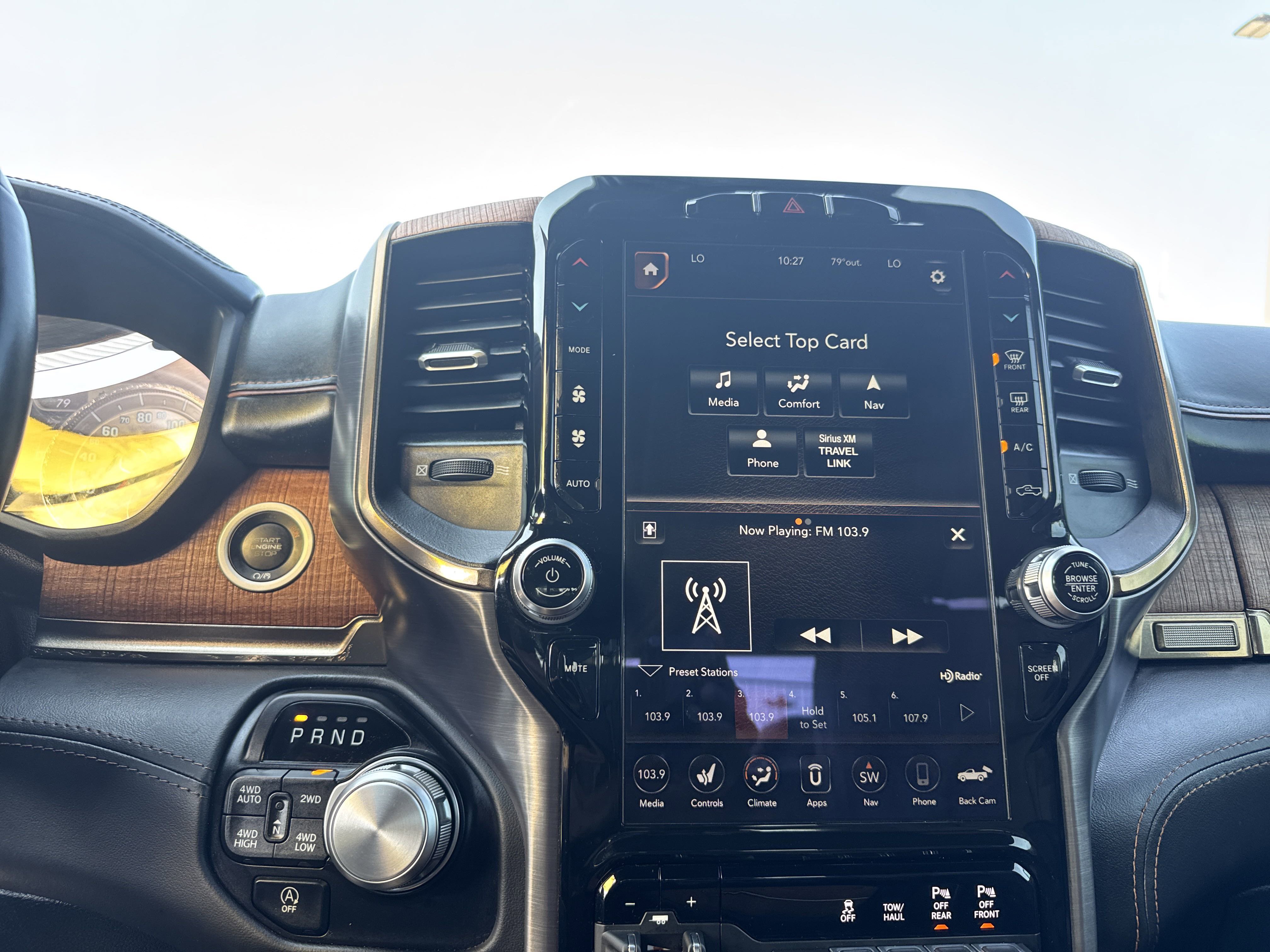 New 2023 GMC Savana 2500 w/ Driver Convenience Package image 23