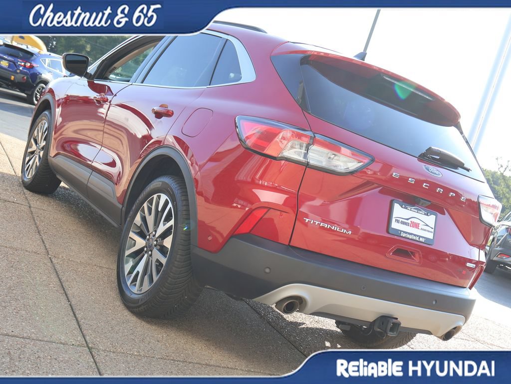 Used 2020 Ford Escape Titanium AWD/4WD image 4