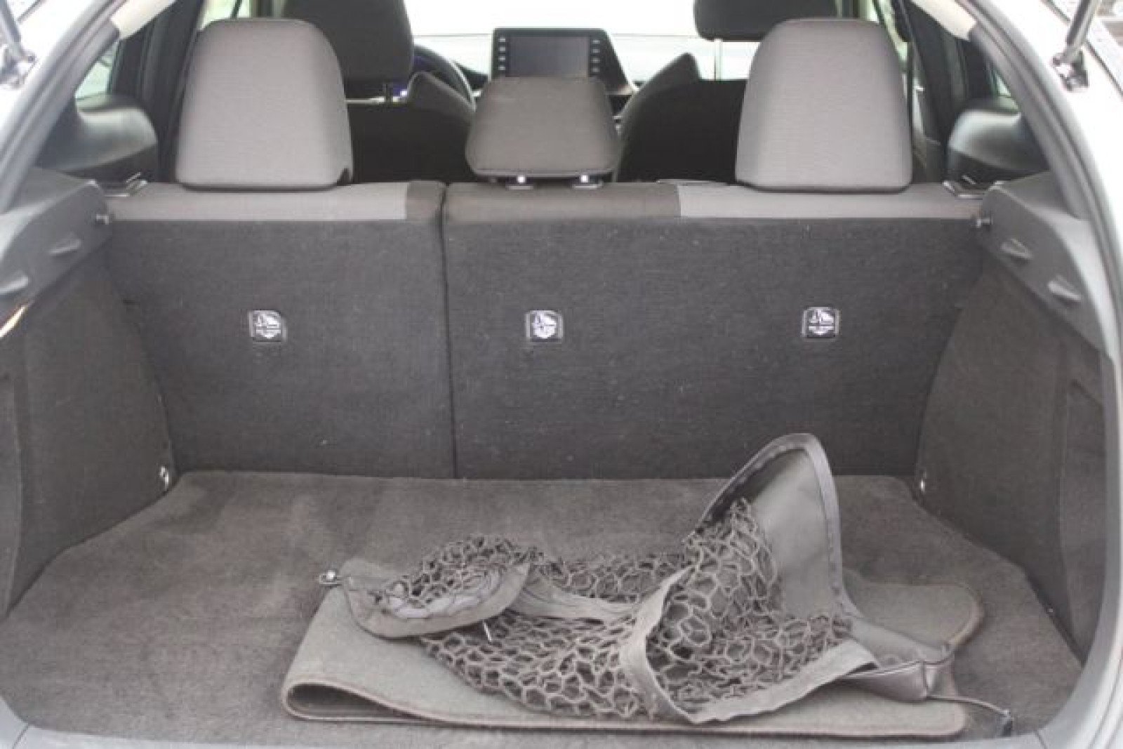 Used 2020 Toyota C-HR LE image 15