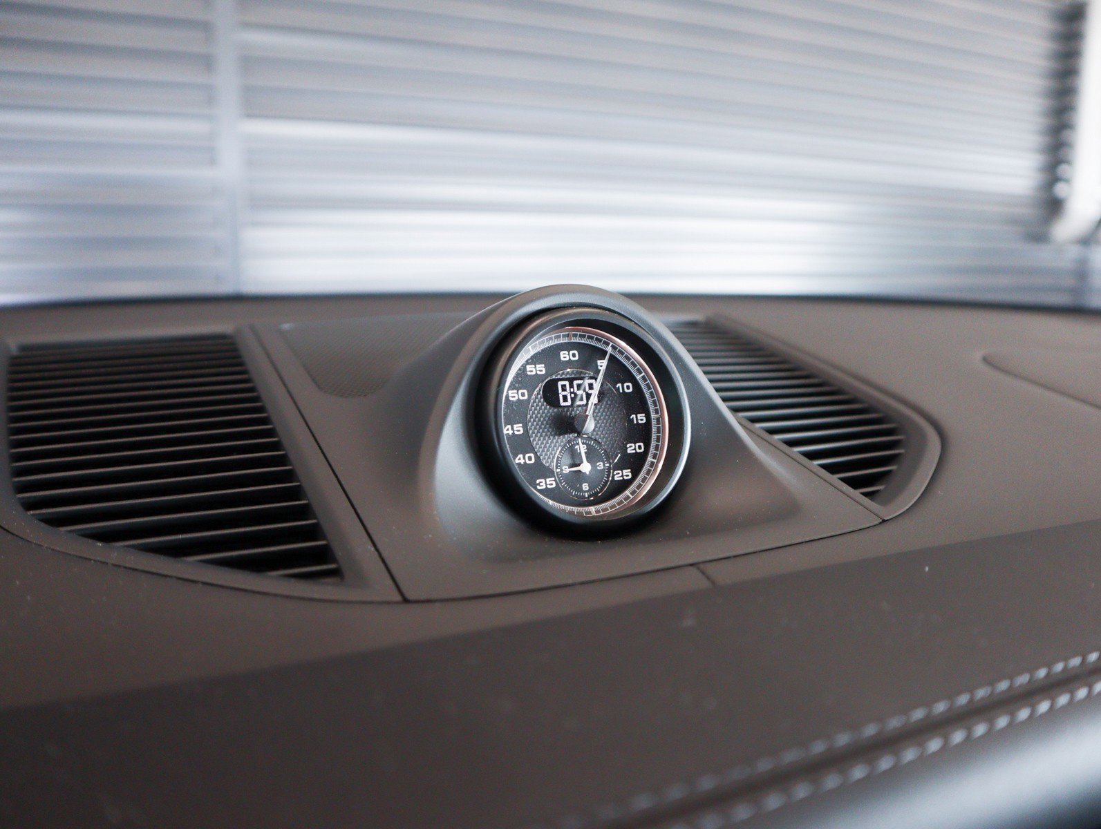 Certified 2026 Porsche Macan AWD/4WD image 21