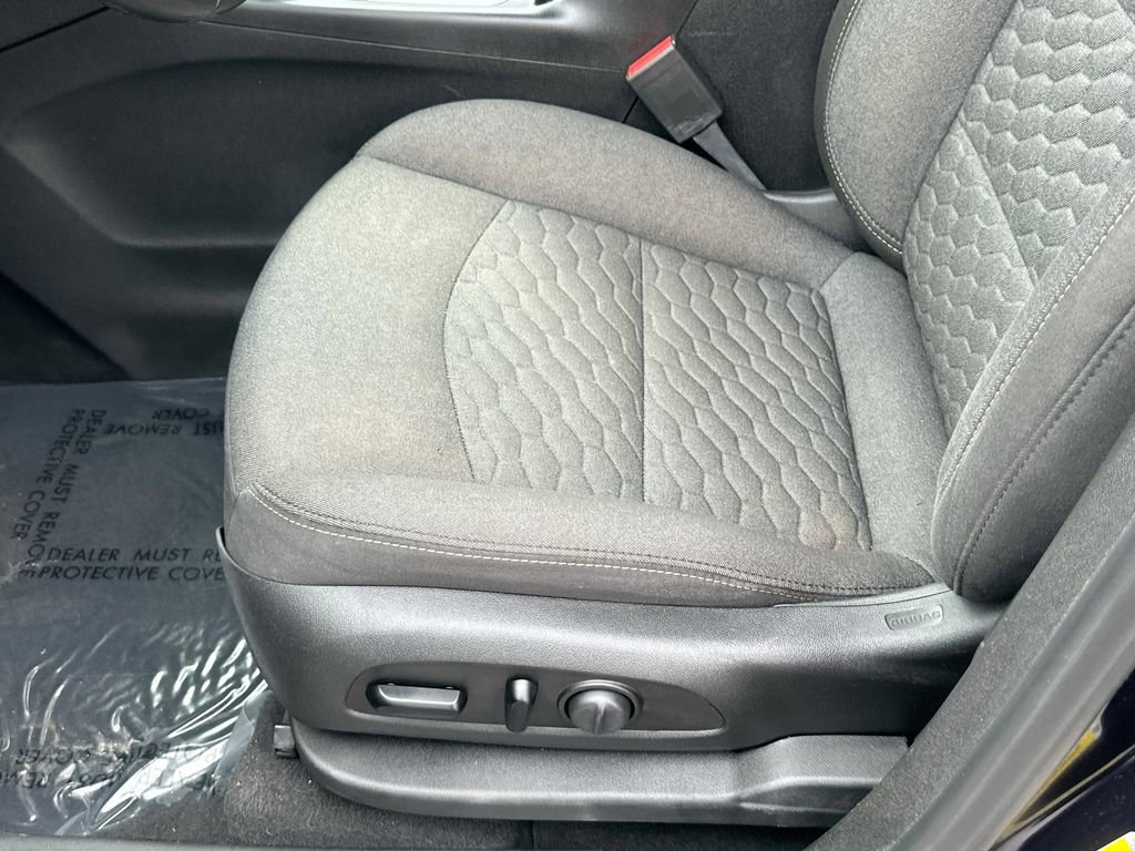 Used 2020 Chevrolet Equinox LT image 19