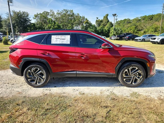 New 2025 Hyundai Tucson Limited image 2