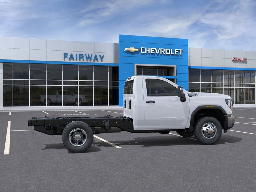 New 2026 GMC Sierra 3500 Pro AWD/4WD image 5