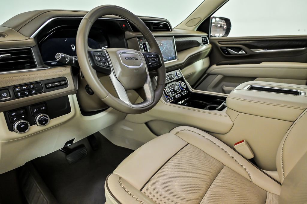 Used 2024 GMC Yukon Denali AWD/4WD image 12
