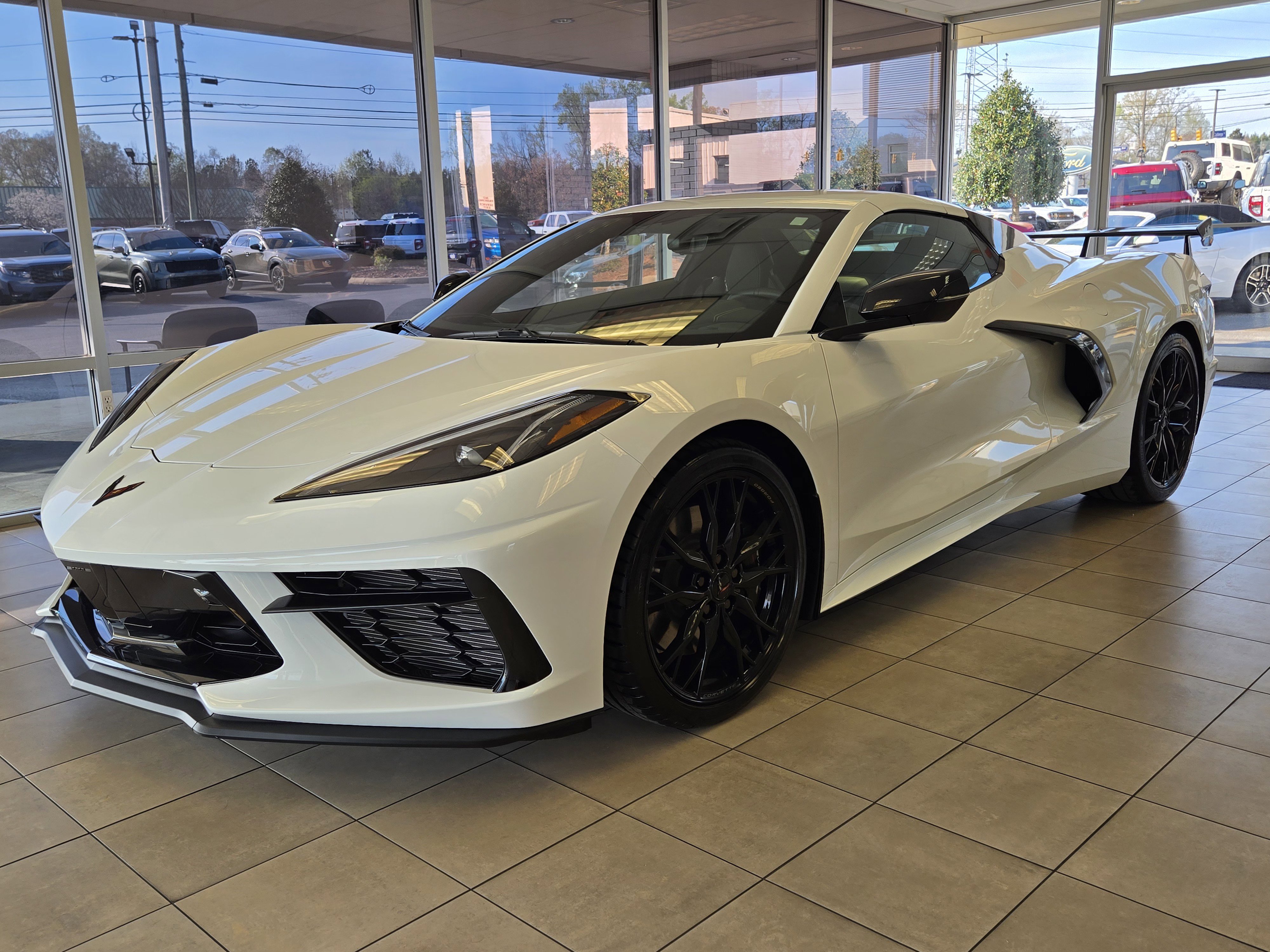 Used 2023 Chevrolet Corvette Stingray Preferred Conv w/ Z51 Performance Package image 3