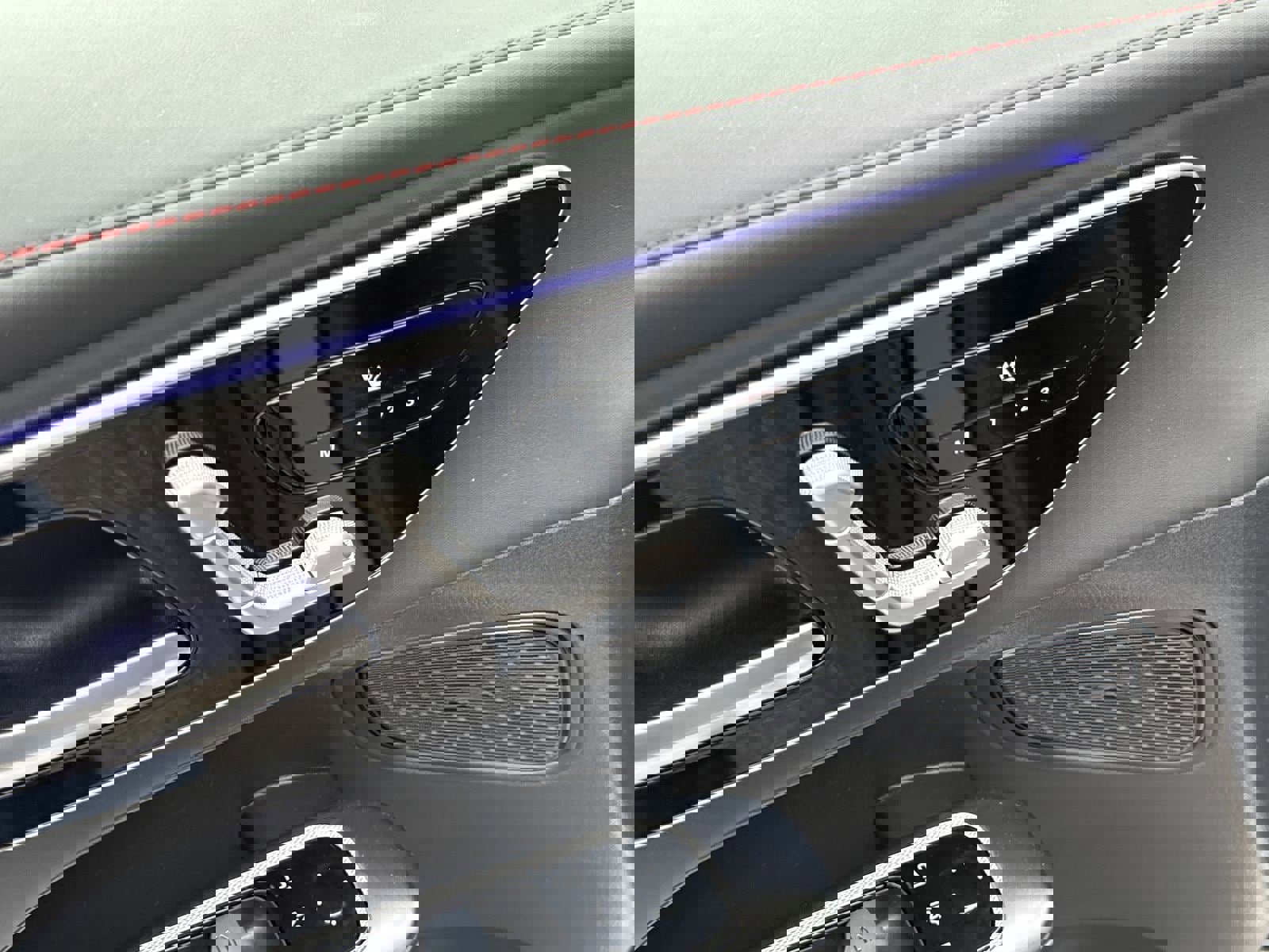 New 2026 Mercedes-Benz GLC 43 AMG 4MATIC image 11