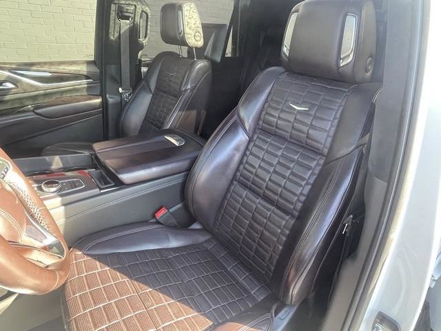 Used 2022 Cadillac Escalade ESV Sport Platinum w/ LPO, ONYX Package image 14
