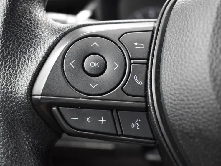Used 2025 Toyota Corolla LE image 23