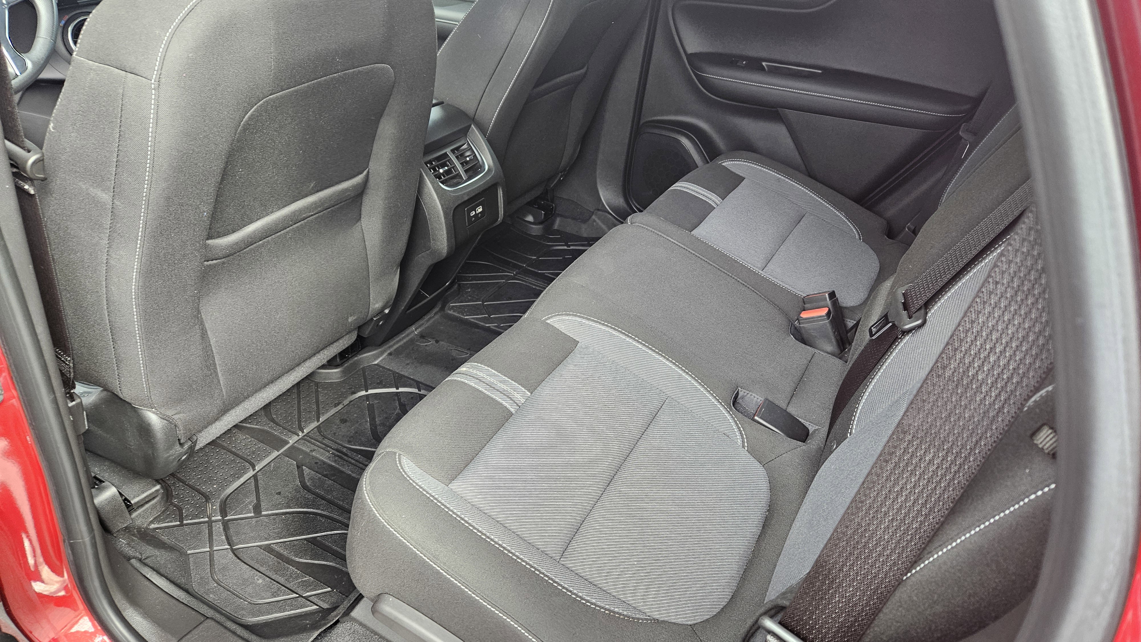 Used 2023 Chevrolet Blazer LT w/ Convenience Package image 12