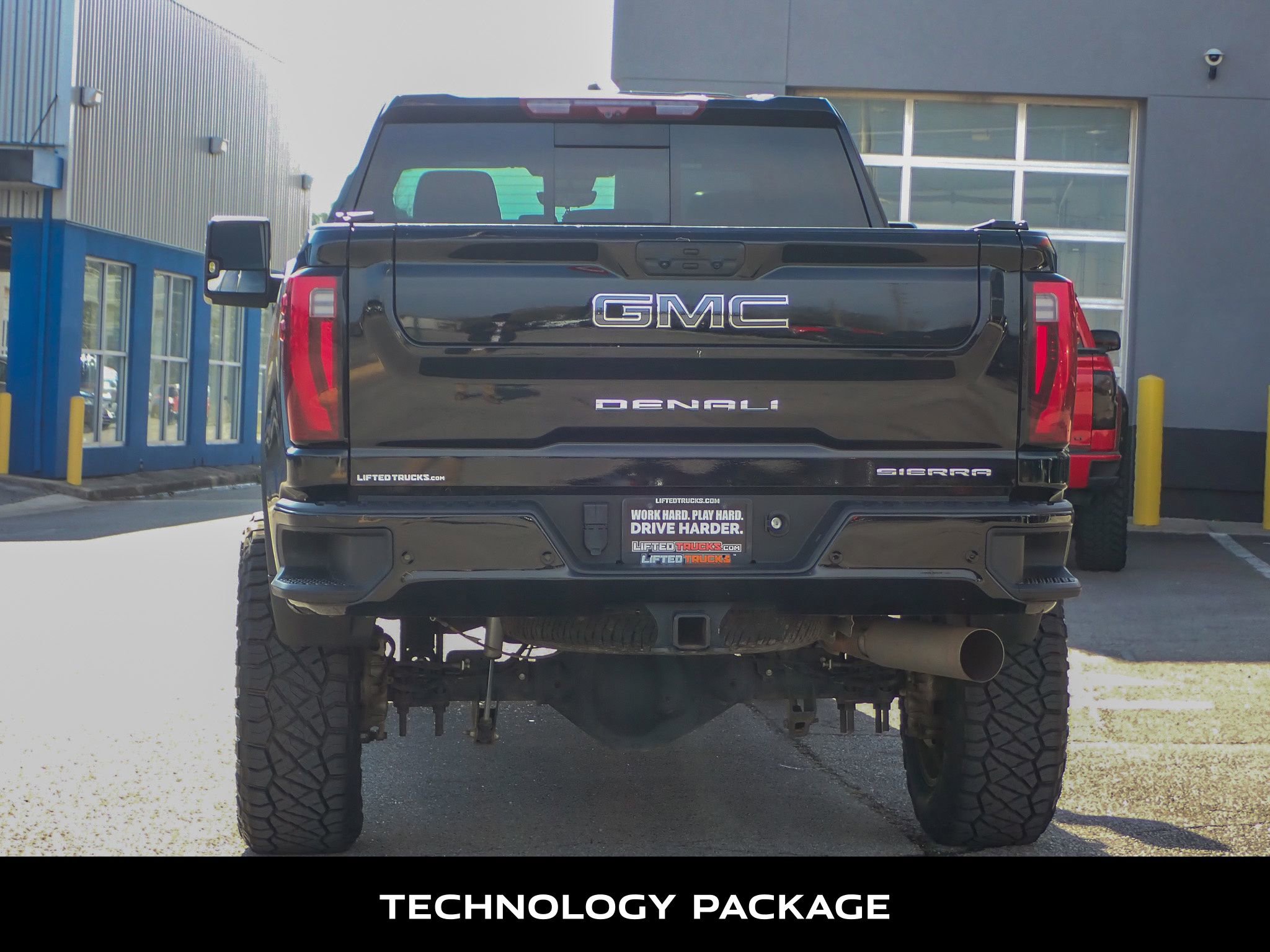 Used 2024 GMC Sierra 2500 Denali Ultimate w/ Max Trailering Package image 7