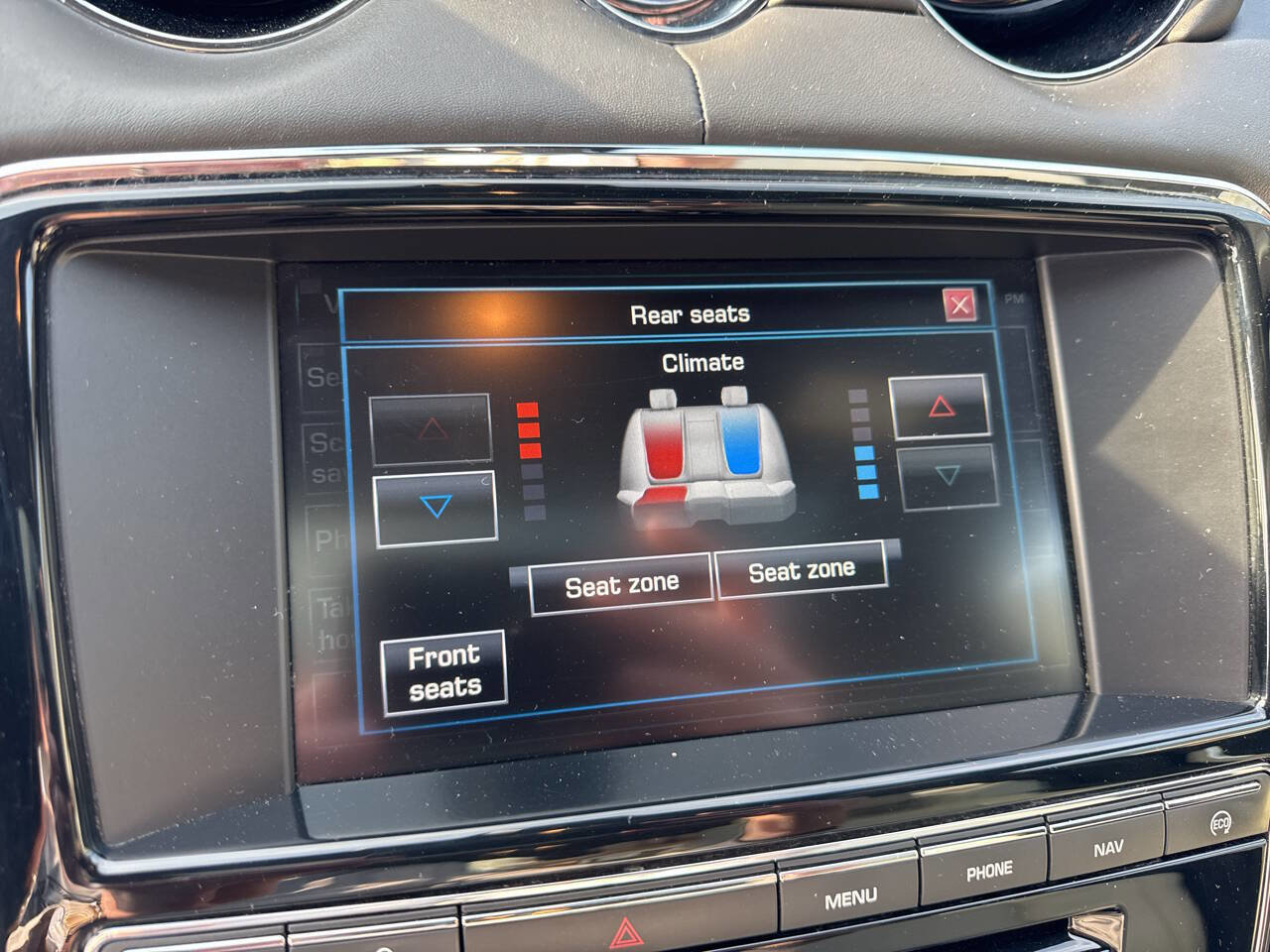 Used 2015 Jaguar XJ AWD image 27