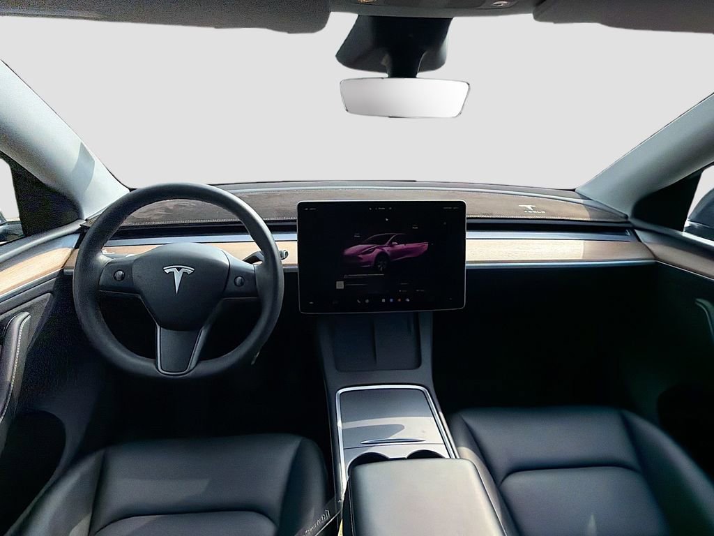 Used 2023 Tesla Model Y Long Range image 16
