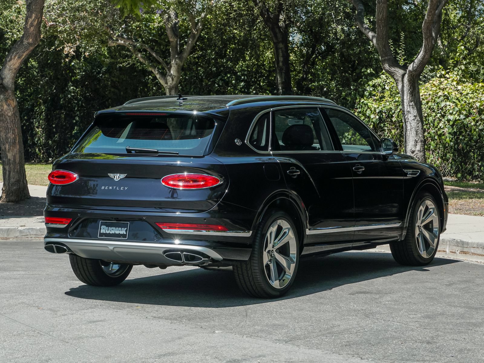 New 2025 Bentley Bentayga Extended Wheelbase AWD/4WD image 7