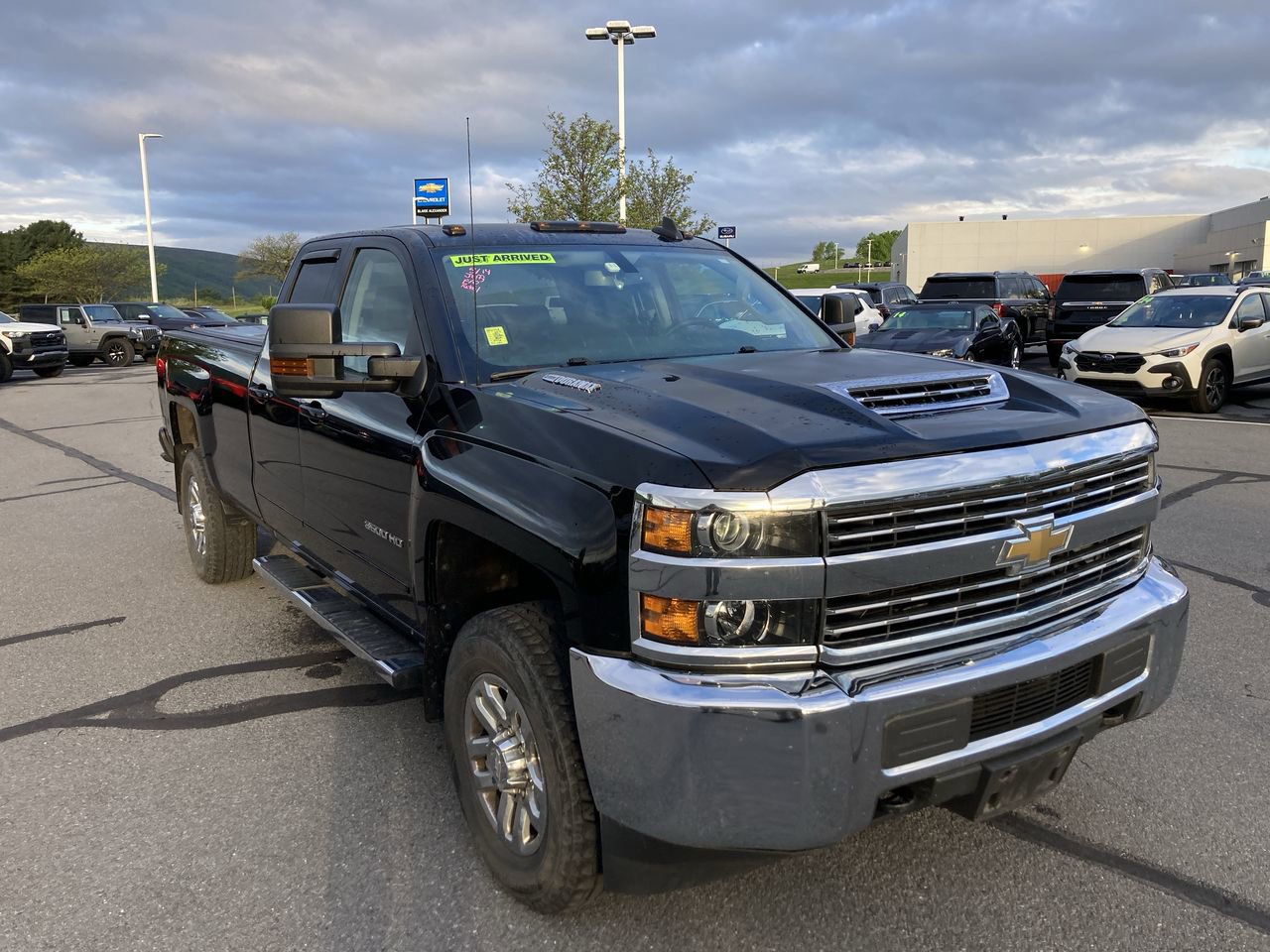 Used 2017 Chevrolet Silverado 3500 LT AWD/4WD image 1
