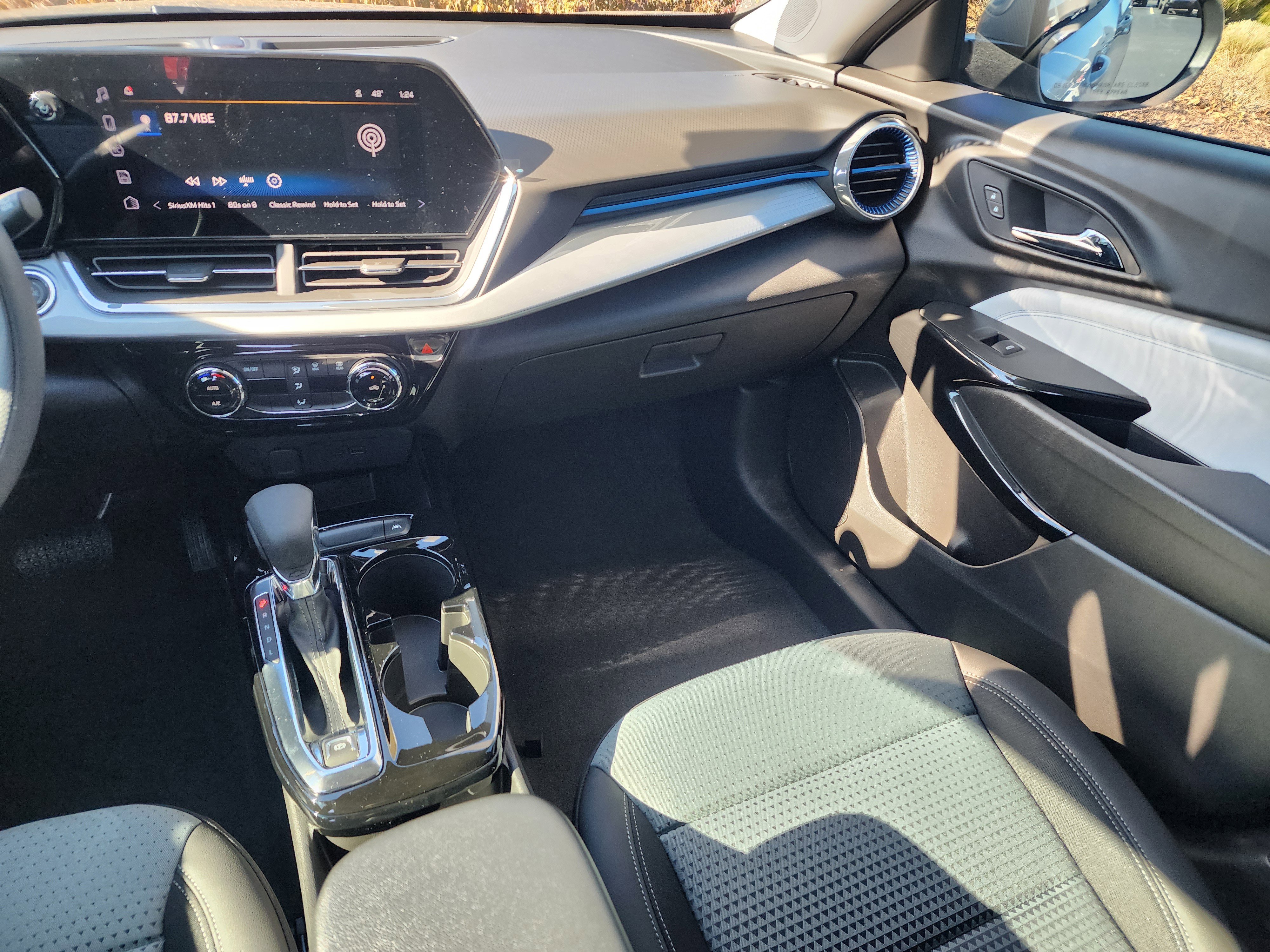 New 2026 Chevrolet Trax LT w/ Driver Confidence Package image 19