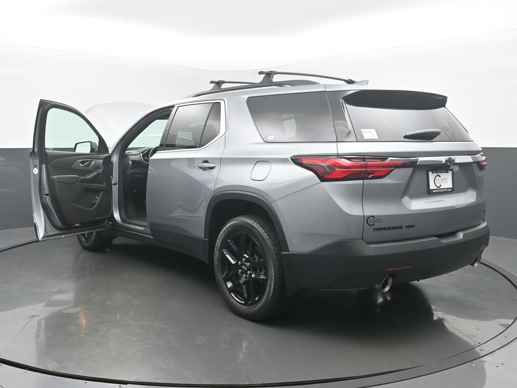 Used 2023 Chevrolet Traverse LT w/ Rear Camera Mirror Package AWD/4WD image 56