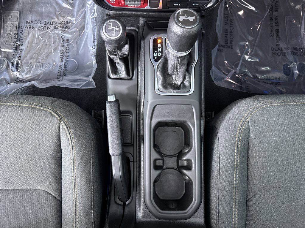 Used 2024 Jeep Wrangler Willys image 25