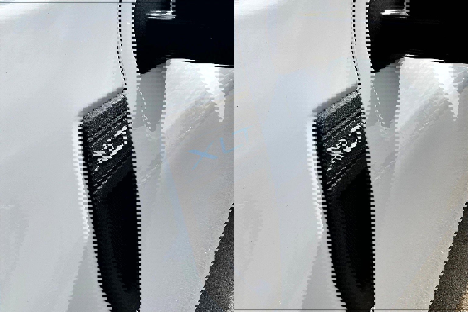 Used 2024 Ford Maverick XLT image 7