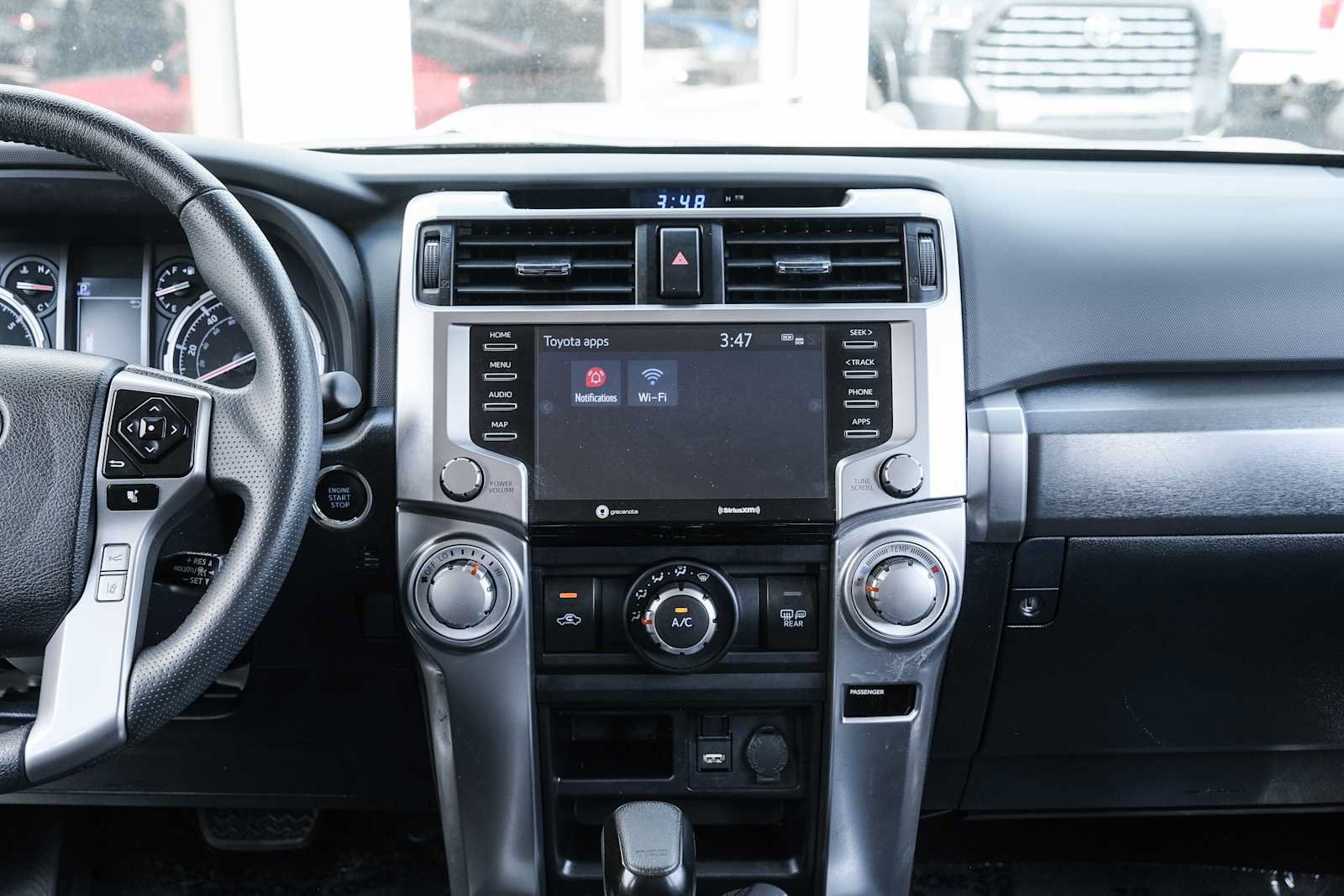 Used 2022 Toyota 4Runner TRD Sport AWD/4WD image 25