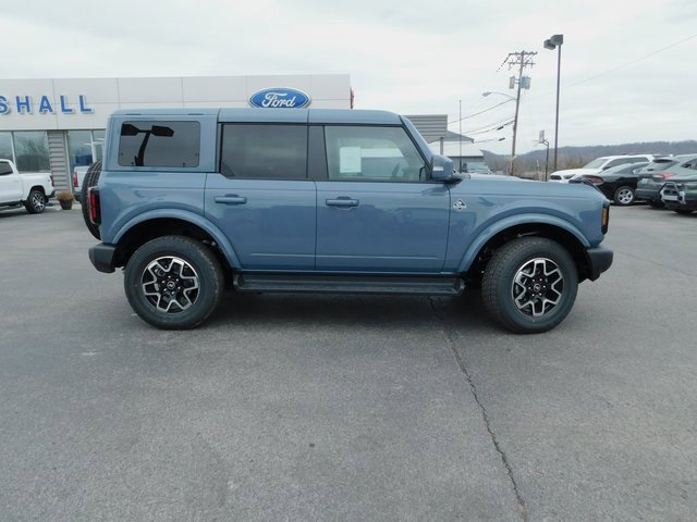 New 2025 Ford Bronco Outer Banks image 10