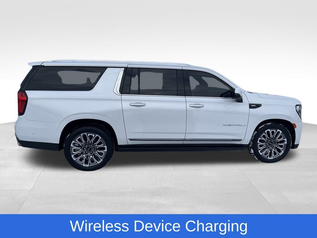 Used 2023 GMC Yukon XL Denali Ultimate image 7