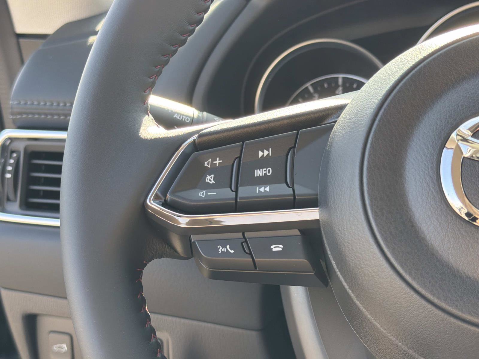 New 2025 MAZDA CX-5 Carbon Edition image 9