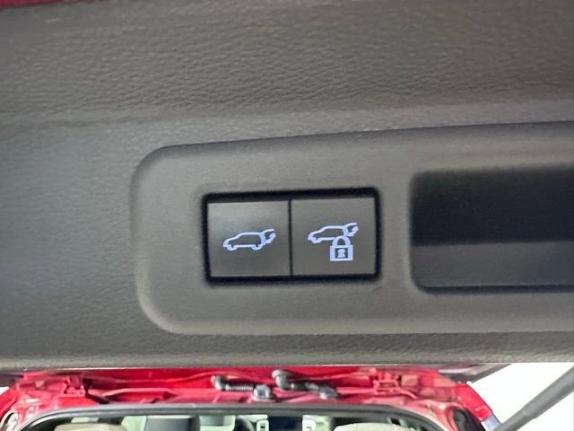 Used 2023 Toyota Sequoia Capstone AWD/4WD image 16