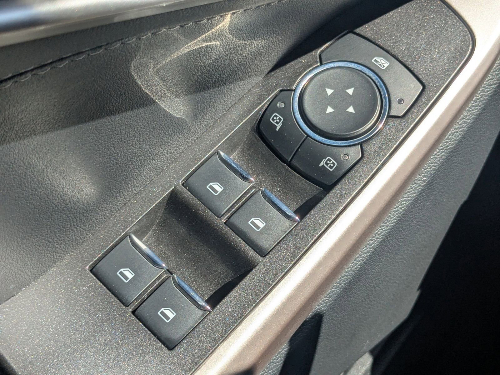 Used 2023 Ford Explorer XLT w/ Equipment Group 202A image 26