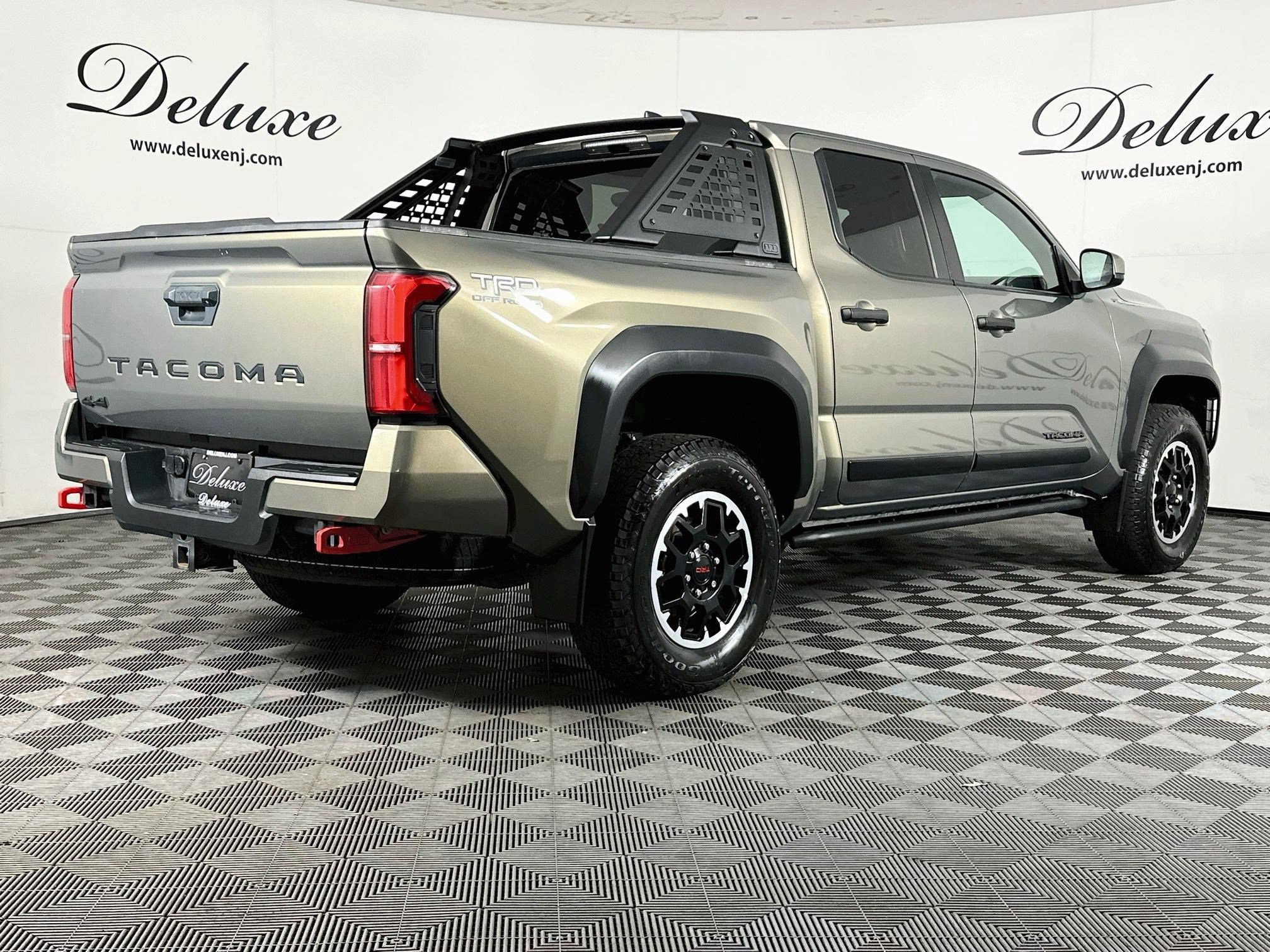 Used 2024 Toyota Tacoma TRD Off-Road AWD/4WD image 6