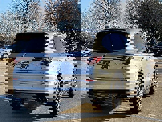 Certified 2025 Acura MDX FWD w/ Technology Package image 4