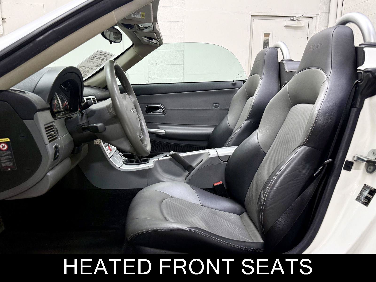 Used 2005 Chrysler Crossfire Limited RWD image 12