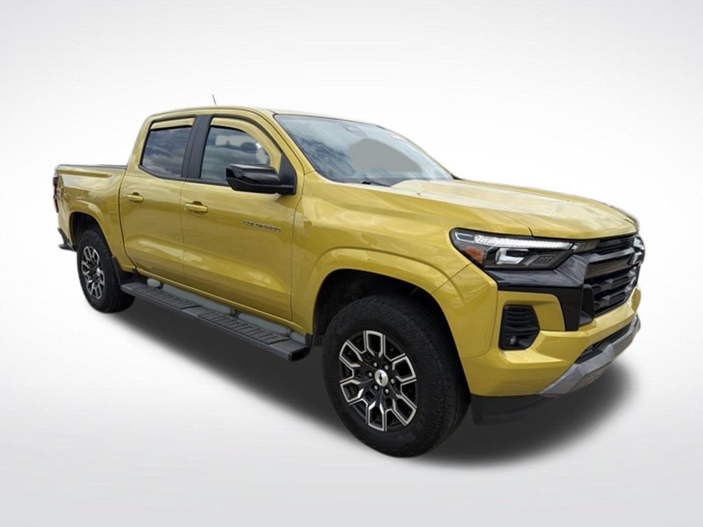 Used 2023 Chevrolet Colorado Z71 AWD/4WD image 9