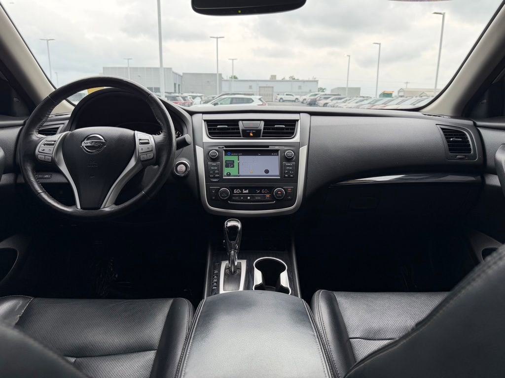Used 2016 Nissan Altima 2.5 SL w/ 2.5 Technology w/LED Package FWD image 27