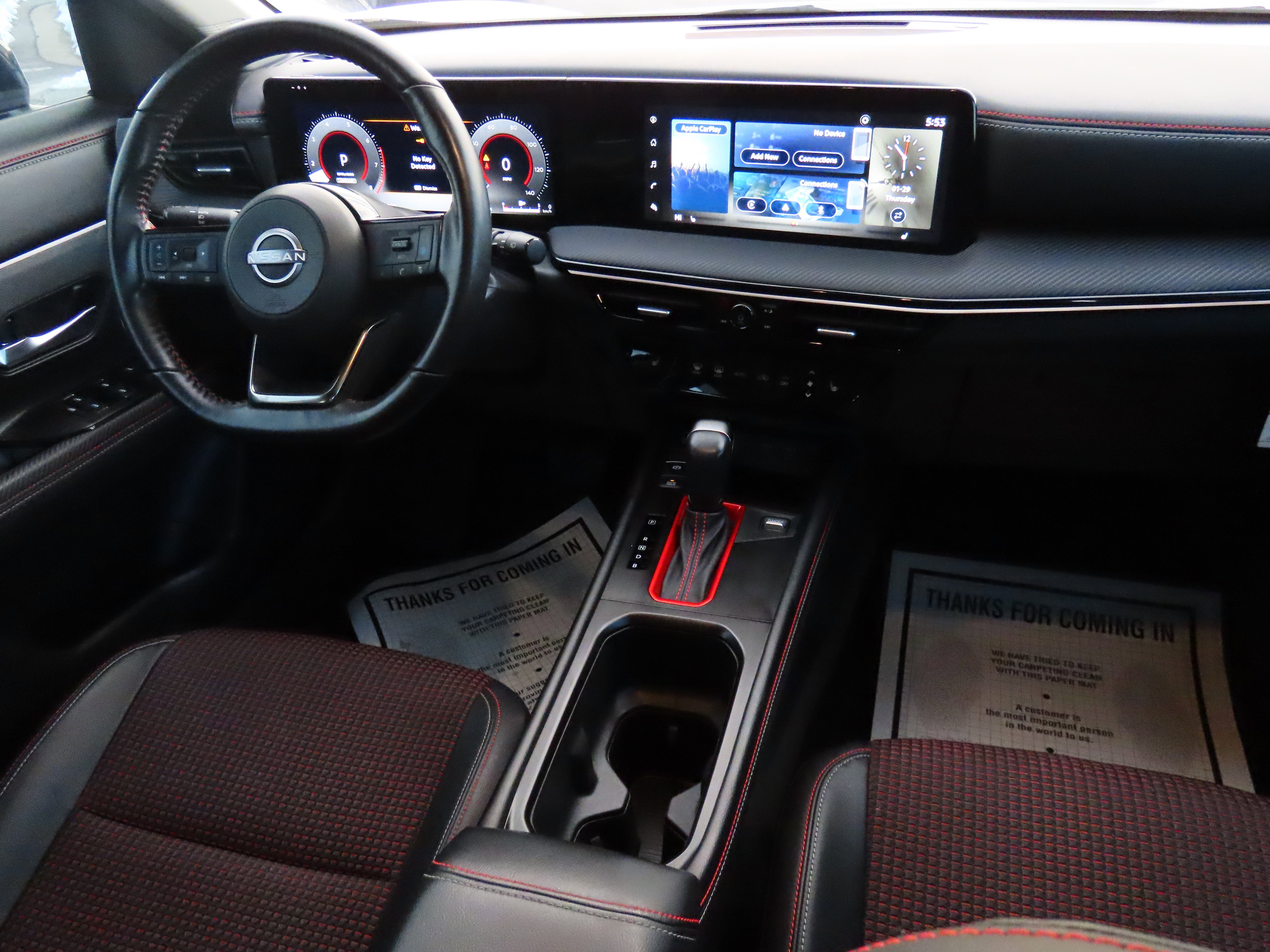 Used 2025 Nissan Kicks SR w/ SR Premium Package image 15