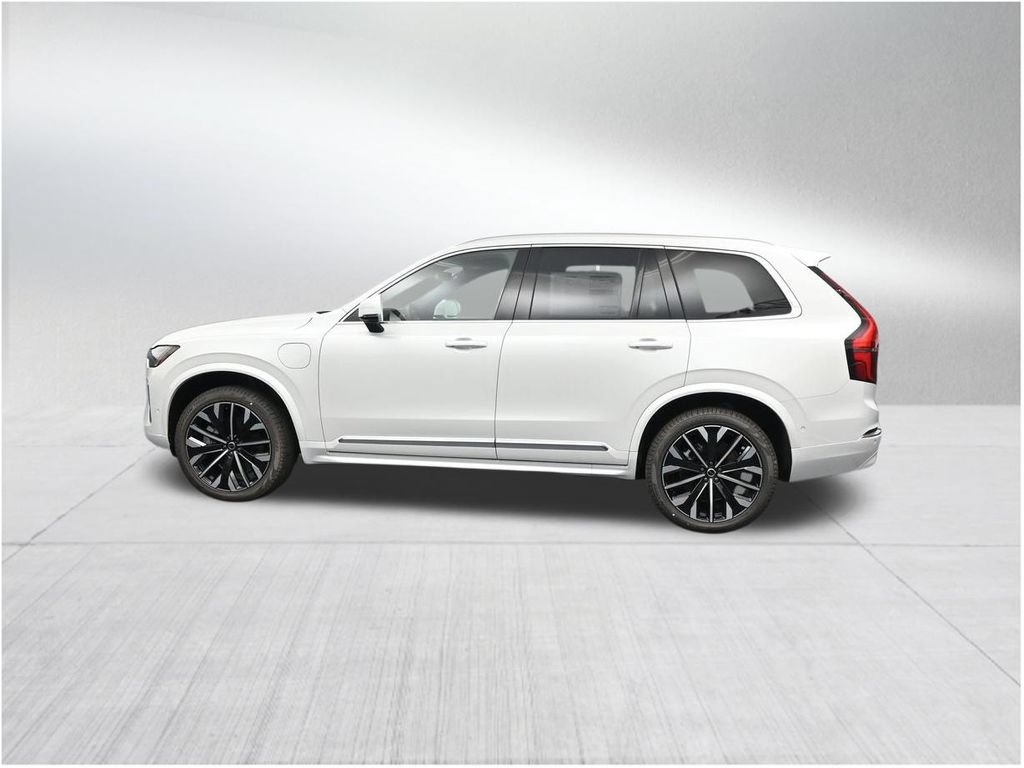 New 2026 Volvo XC90 T8 Plus w/ Protection Package Premier AWD/4WD image 2