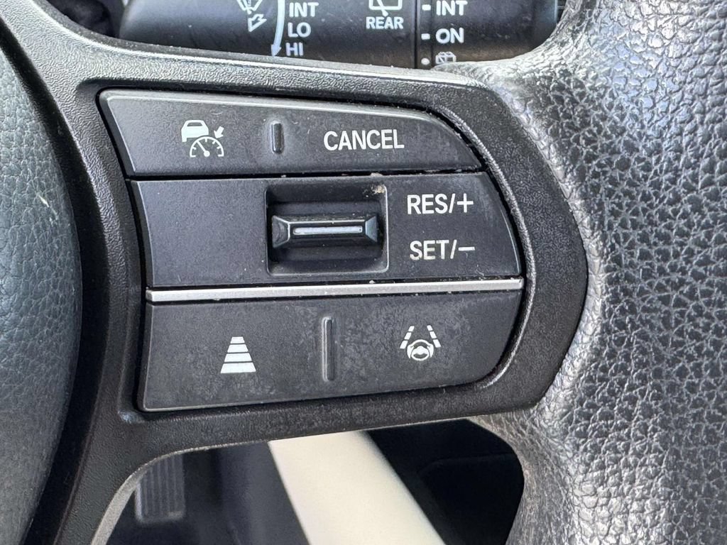 Used 2024 Honda HR-V LX image 20