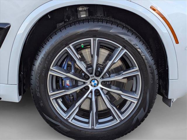 Used 2025 BMW X5 M60i w/ Climate Comfort Package image 27