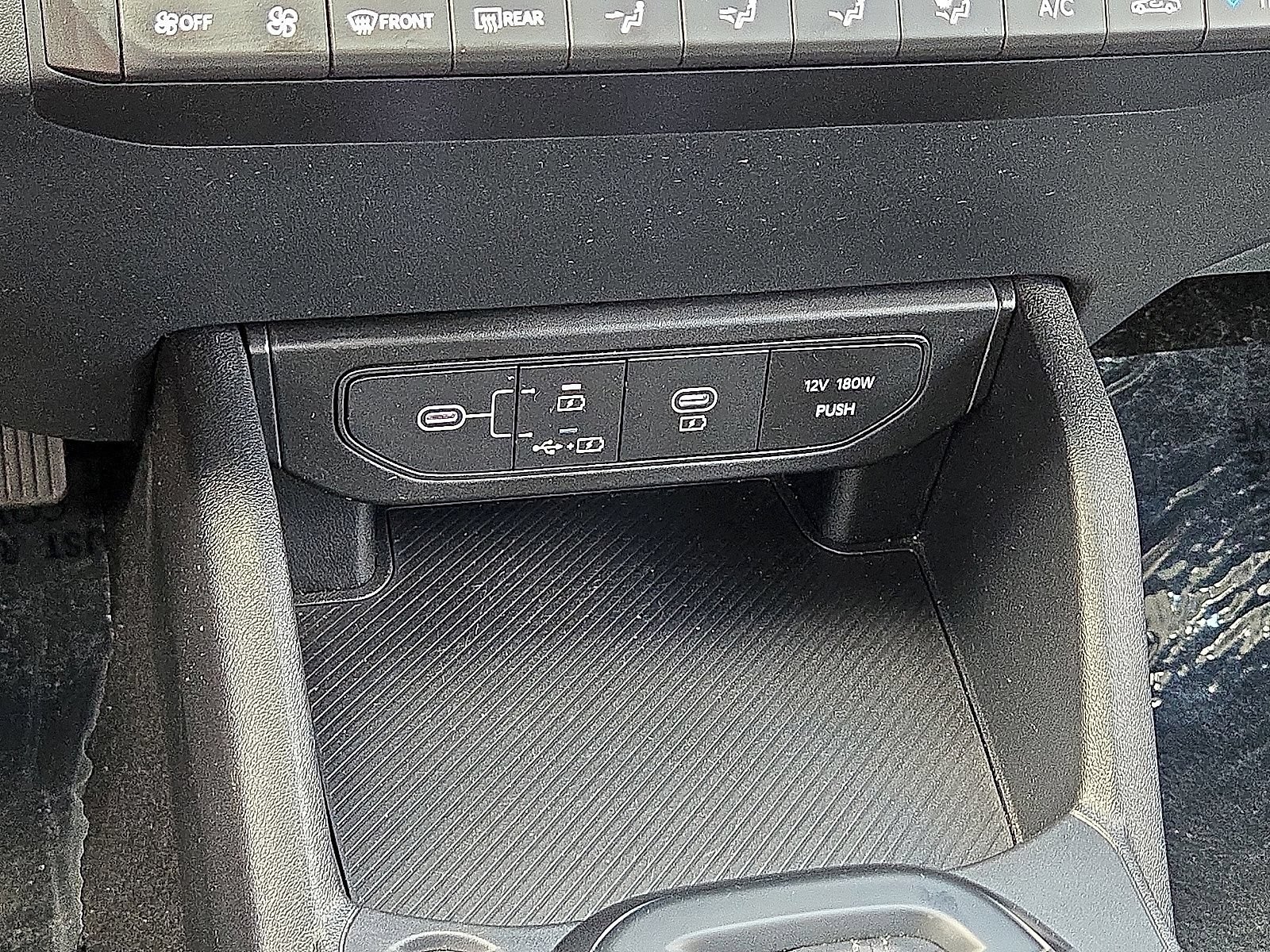 Used 2025 Kia K4 FWD image 29