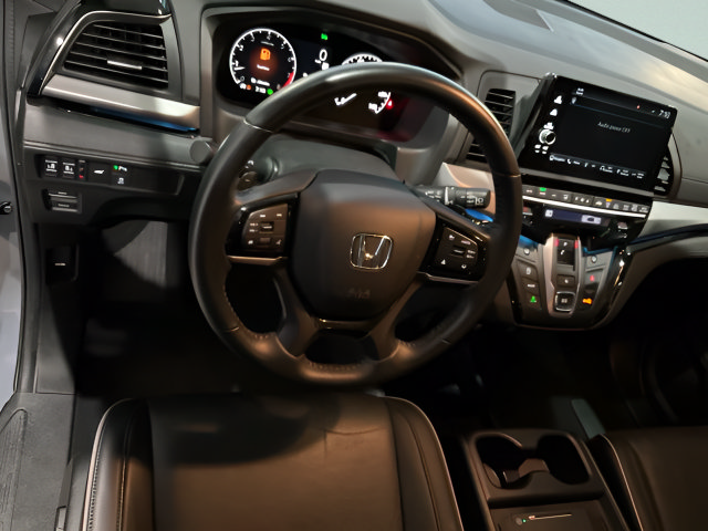 Certified 2025 Honda Odyssey Touring image 12