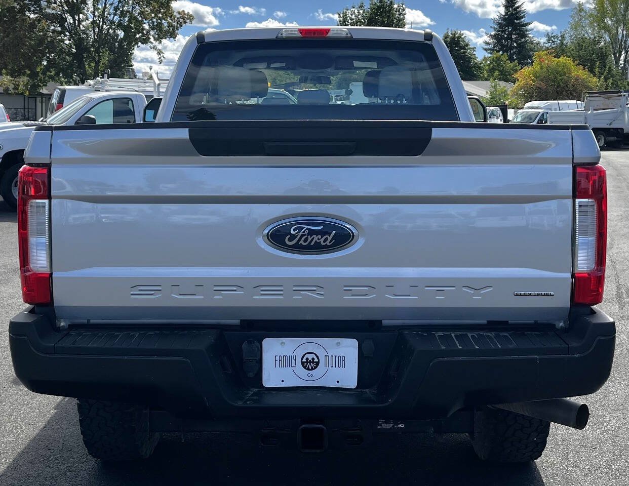 Used 2017 Ford F250 XL w/ Power Equipment Group AWD/4WD image 6