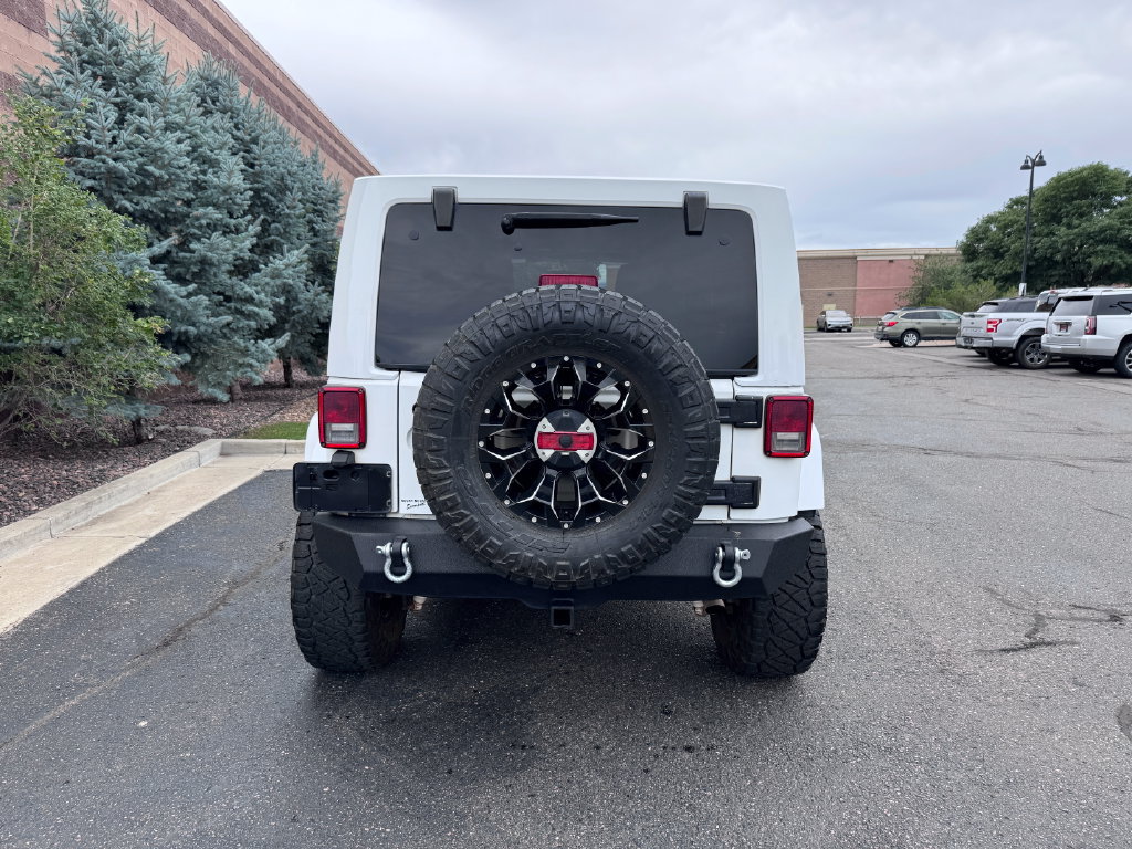 Used 2012 Jeep Wrangler Unlimited Sahara w/ Connectivity Group AWD/4WD image 9