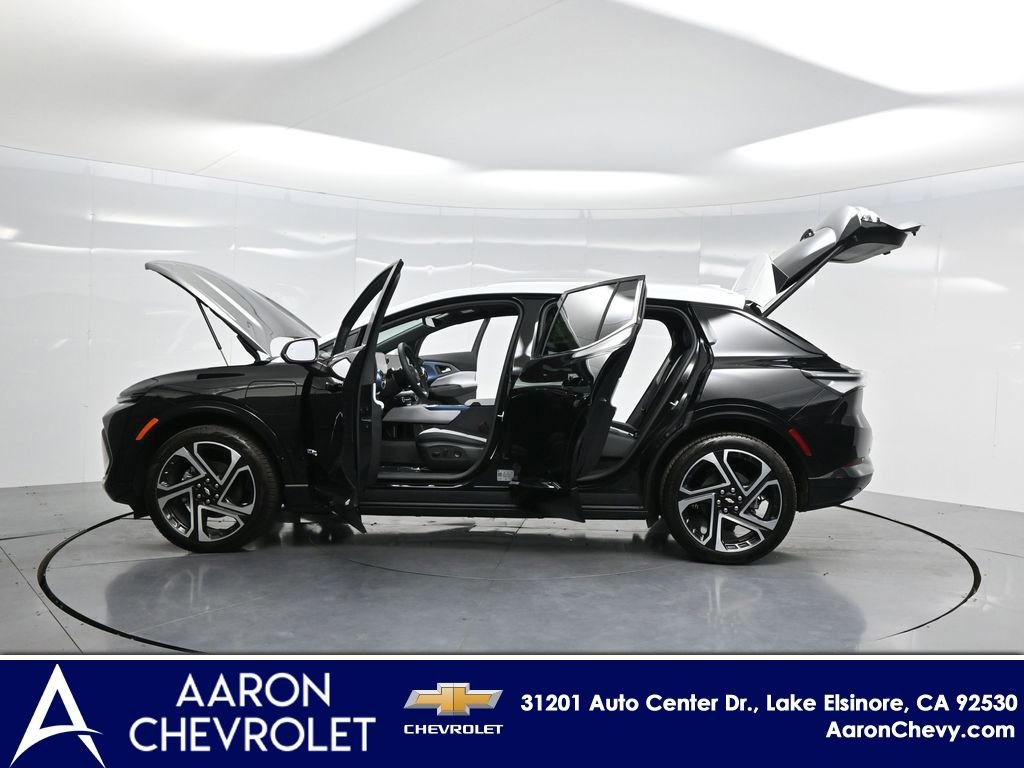 New 2025 Chevrolet Equinox EV LT w/ Convenience Package II AWD/4WD image 34