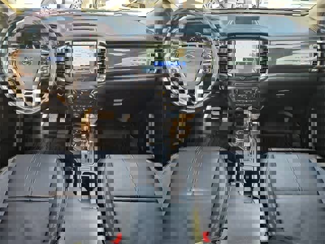 Used 2023 Ford Ranger Lariat w/ FX4 Off-Road Package image 17