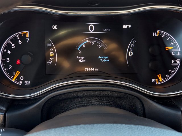 Used 2017 Jeep Grand Cherokee Altitude AWD/4WD image 22