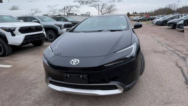 New 2026 Toyota Prius Plug-In Hybrid FWD image 7