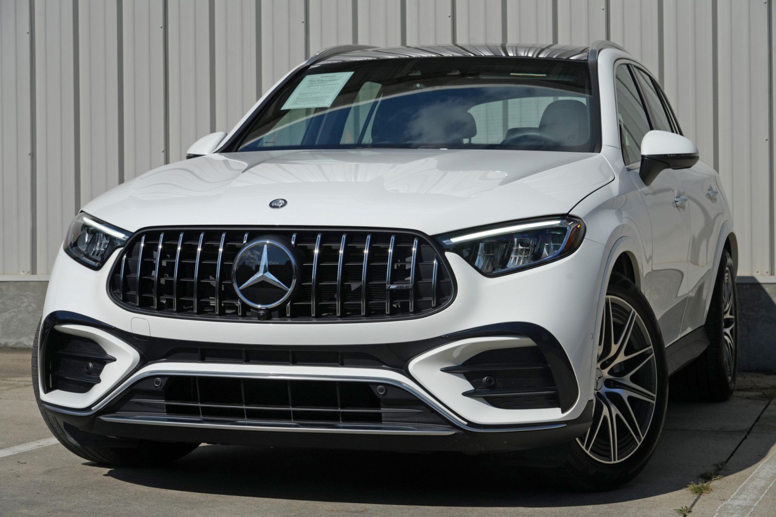Used 2024 Mercedes-Benz GLC 43 AMG 4MATIC image 3