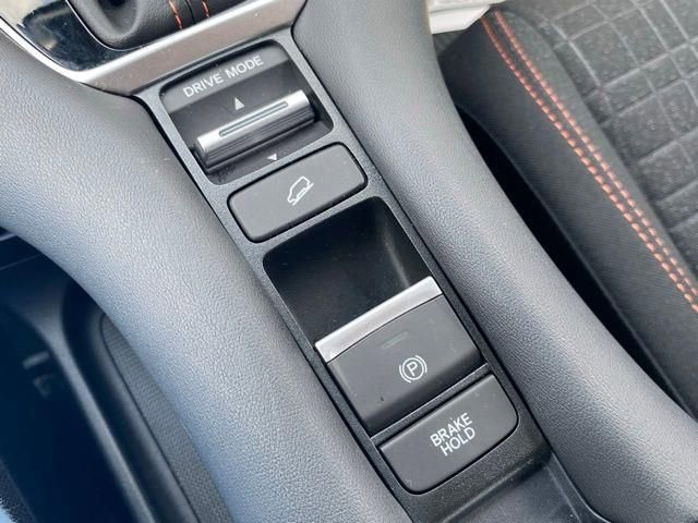 Used 2023 Honda HR-V Sport image 29